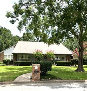 805 Copperas Dr