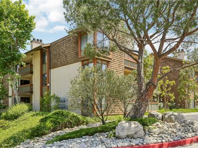 2506 E Willow St UNIT 302