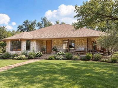 301 Lander Ln
