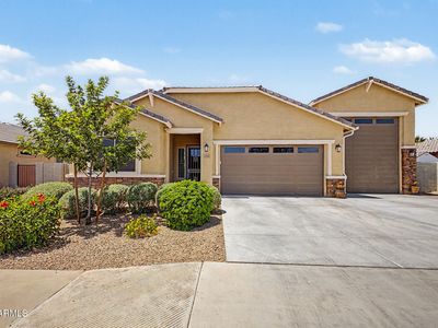 2493 N CASA GRANDE Avenue