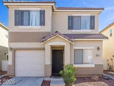 2272 Platinum Band St