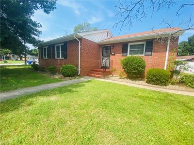 1102 Cavalier Blvd