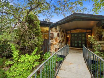 4434 S Covecrest Dr
