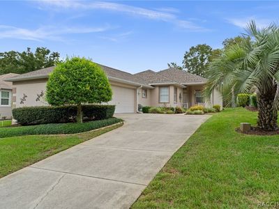 Property at 94 W Byrsonima Loop, Homosassa, FL