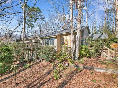434 Henderson Rd