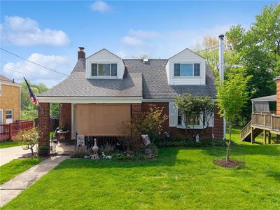 704 Macfarlane Dr