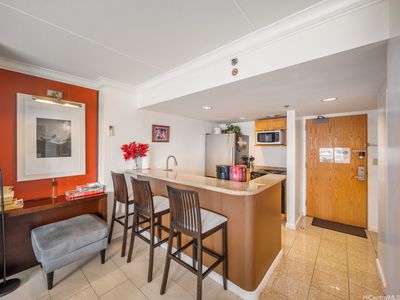 1777 Ala Moana Blvd APT 817