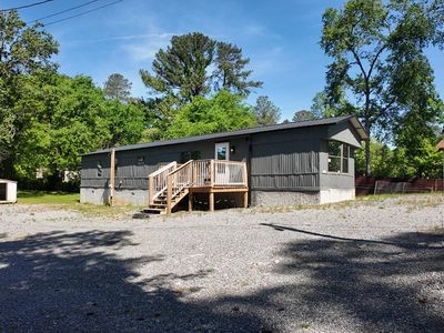 2637 Old Grade Rd