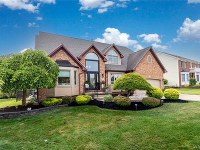 5521 Country Club Ln
