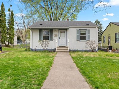 2066 Reaney Ave