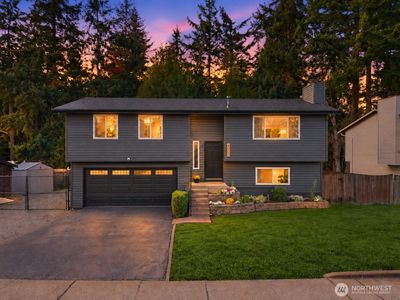 4002 SW 333RD Street