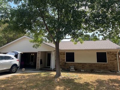 Property at 829 Mustang Dr, Saginaw, TX