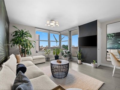 2899 Collins Ave APT 1624