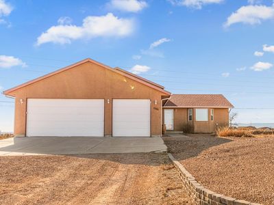 1501 N Gentry Ln