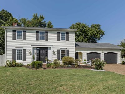 8030 Crestwood Ct