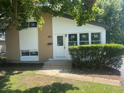 1543 Larry Ln