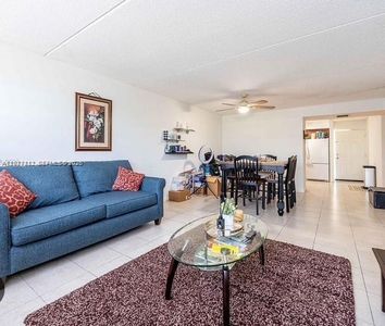 6135 NW 186th St APT 205