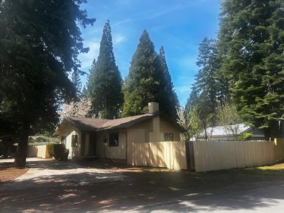 3801 Mary Ann Ln