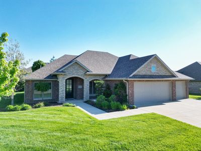 5813 Screaming Eagle Ln
