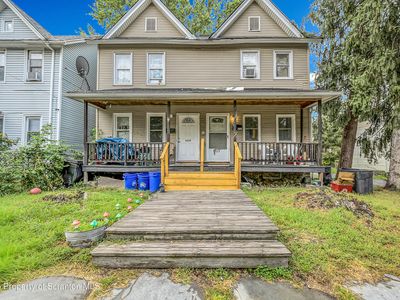 1519-1521 Von Storch Ave