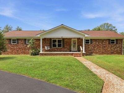 87 McDougal Dr
