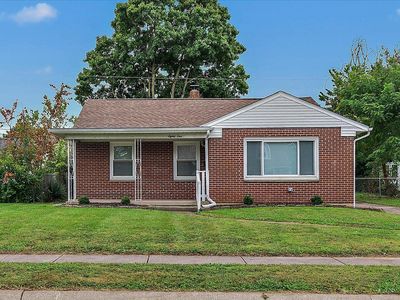 81 Carlton Dr