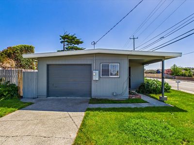 856 Herrick Ave