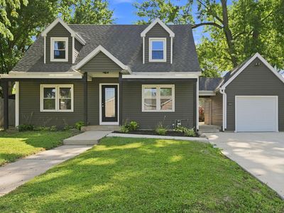 1002 N Alden Rd