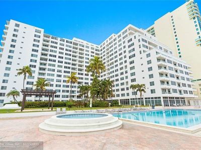 5005 Collins Ave UNIT 1210