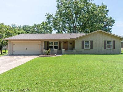 6414 Crimson Ave