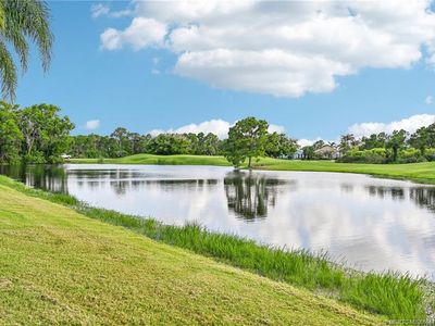 4516 NW Wandering Oak Ct