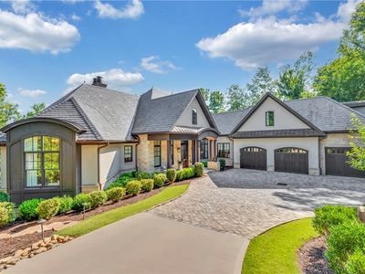 110 Waterfern Ct