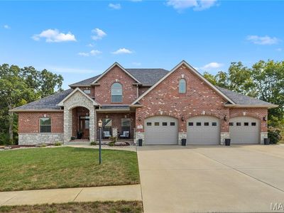 61 Woodcrest Dr