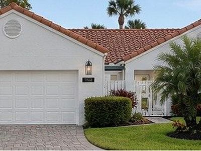 762 Reef Point Cir