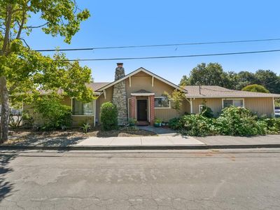 1001 Temple Ave