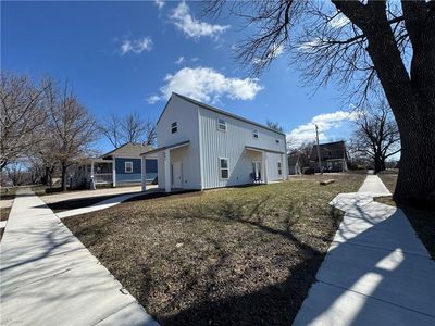 803 Pecan St