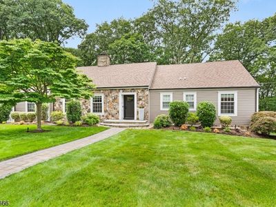 89 Skyline Dr