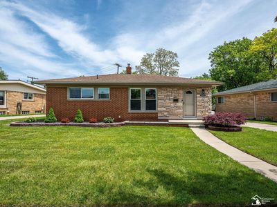 3421 Maidstone St
