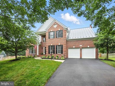638 Meade Dr SW