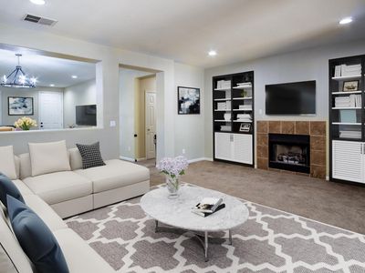 1126 Barrington Ln