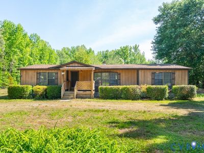 Property at 18017 Cox Rd, Sutherland, VA