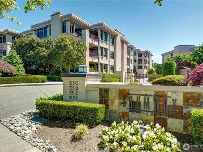 219 5th Avenue S #F304