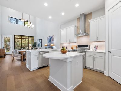 4323 Spicewood Springs Rd UNIT 9