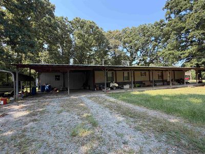 161 Gentry