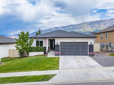 343 Red Rock Dr
