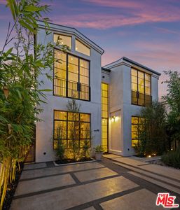 745 Sunset Ave
