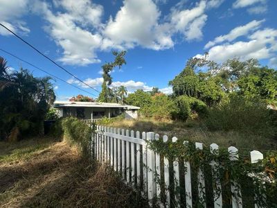 Property at 405 Seffner Valrico Rd, Valrico, FL