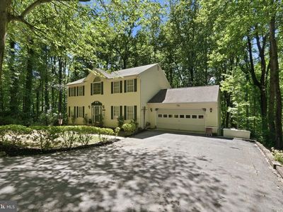 4010 Beach Dr