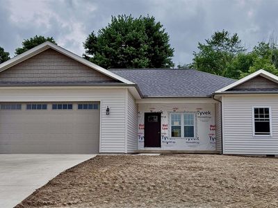 867 Fairway Dr
