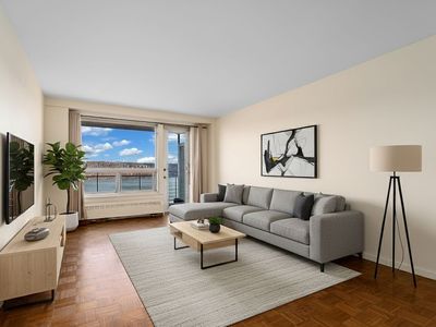 2575 Palisade Ave APT 11J